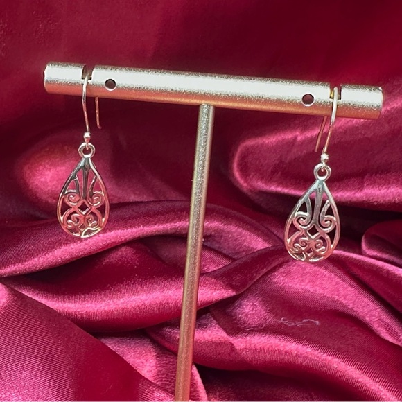925 Sterling Silver Teardrop Filigree Dangle Earrings - Picture 6 of 11